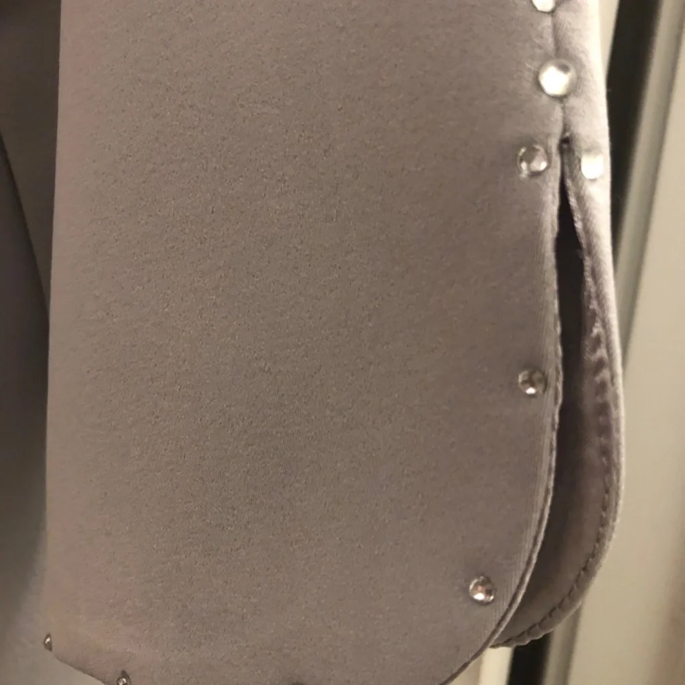 Women’s Francesca Bellini Suit - Picture 6 of 9